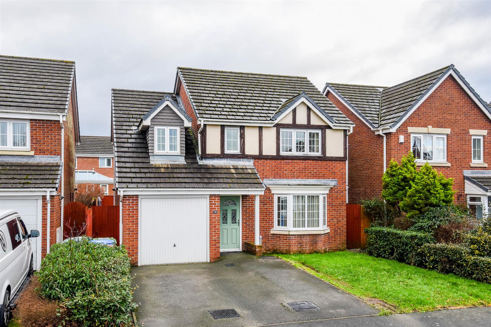 4 bed property in Holland House Way, Chorley